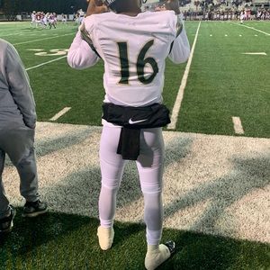 Meet your Posher, Christian